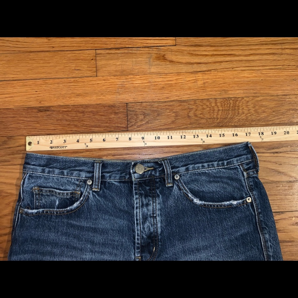 BDG tomgirl jean shorts size 30 button fly raw hem medium wash urban outfitters - Picture 3 of 15